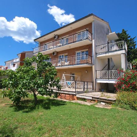 Apartments Josip 74 プーラ エクステリア 写真