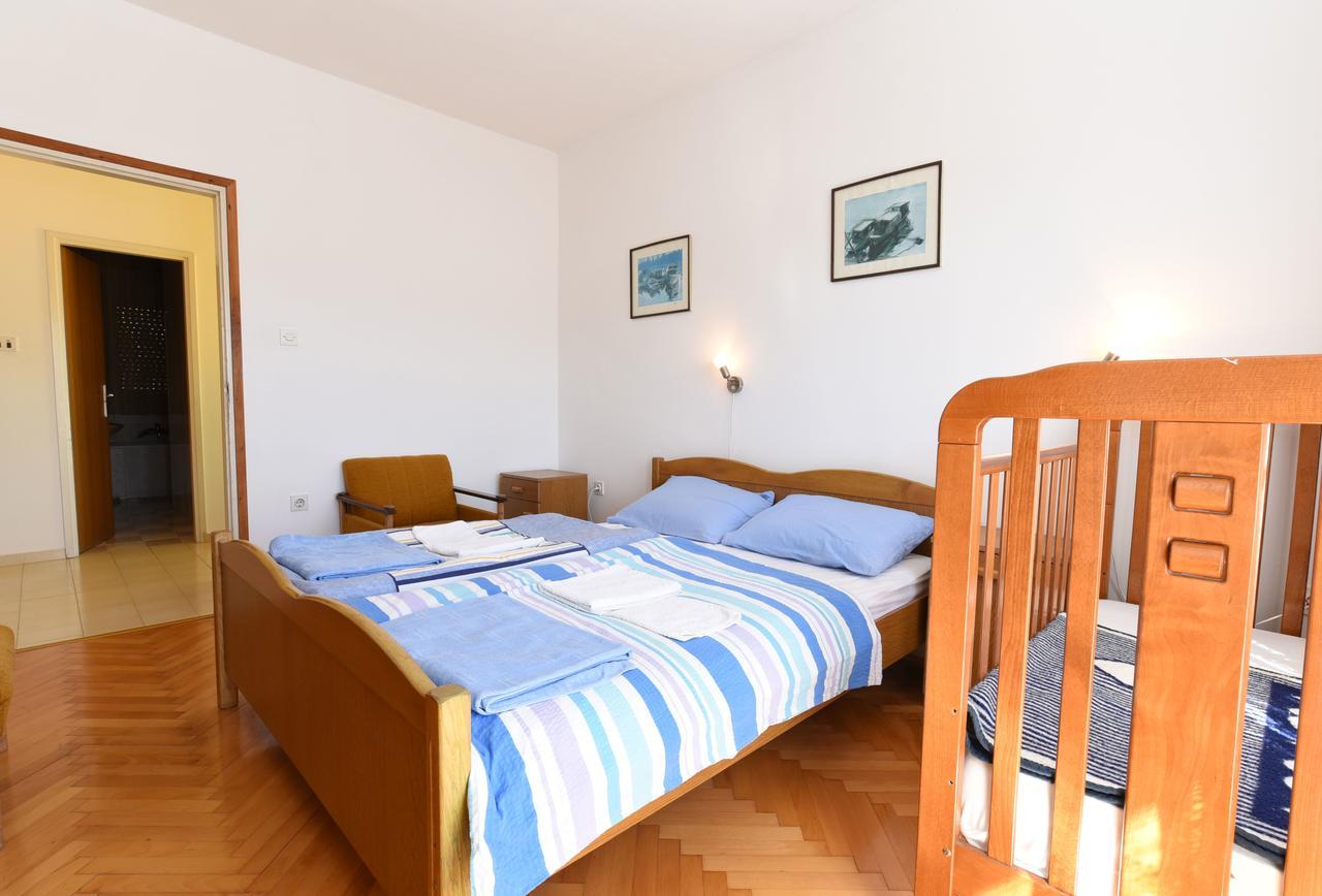 Apartments Josip 74 プーラ エクステリア 写真