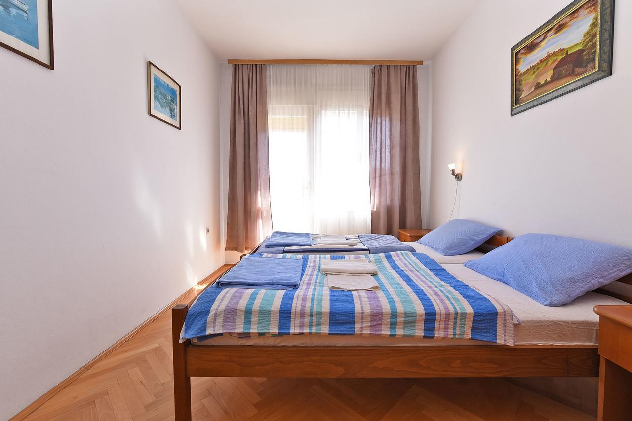 Apartments Josip 74 プーラ エクステリア 写真