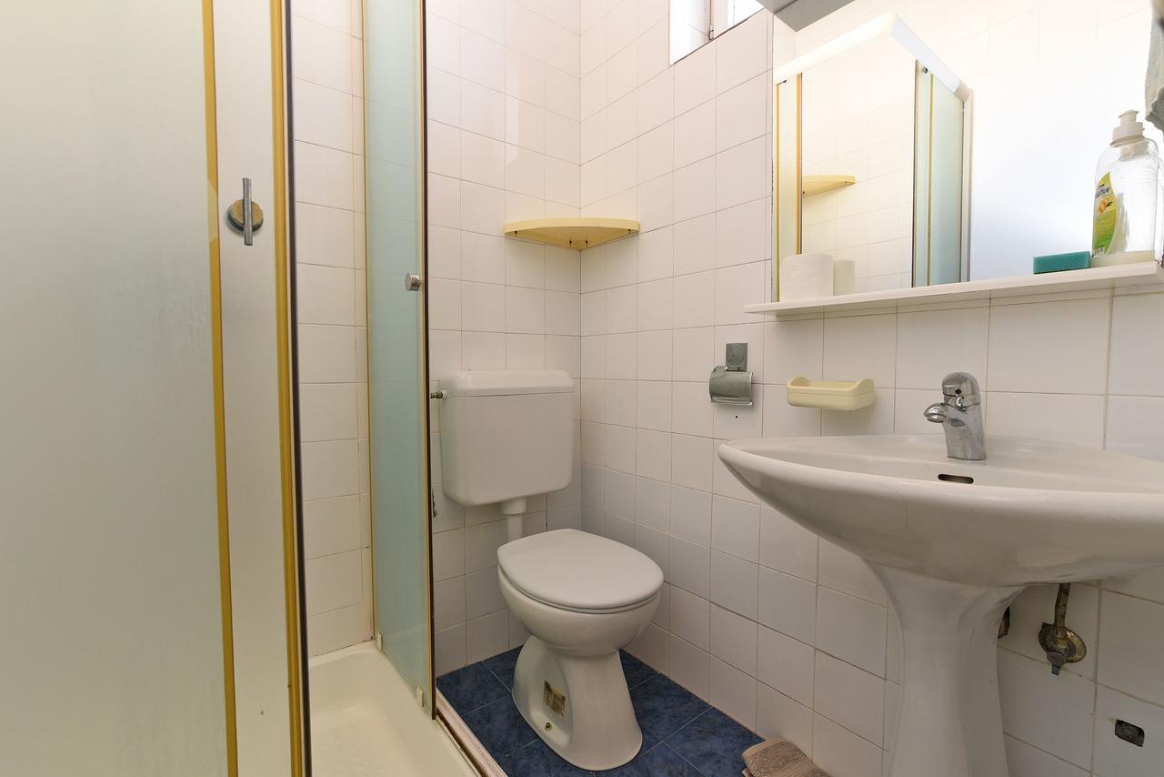 Apartments Josip 74 プーラ エクステリア 写真